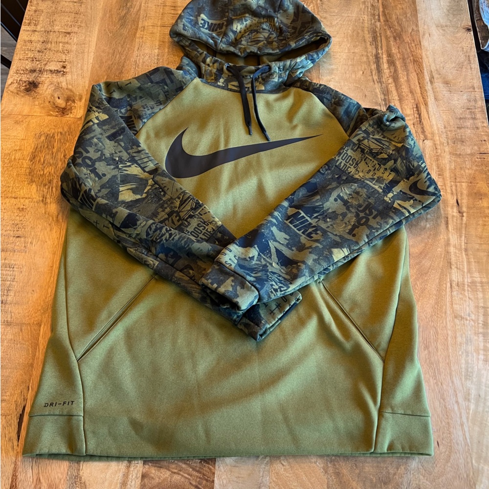 Nike Camo Hoodie, Great condition